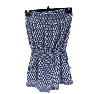 My style size small.  Strapless romper light weight blue  and white.gently worn.